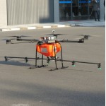 Drone agricole pour pulvériser 